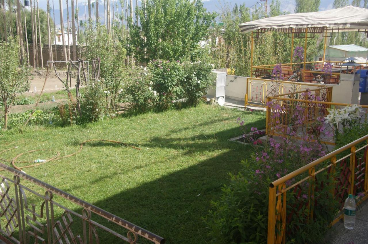 Chandan Guest House Лех Екстер'єр фото