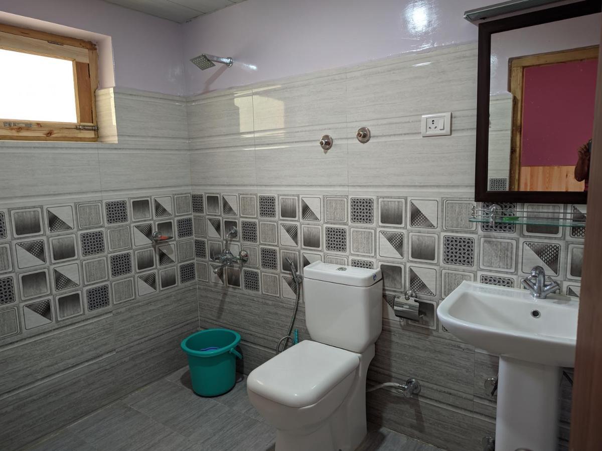 Chandan Guest House Лех Екстер'єр фото