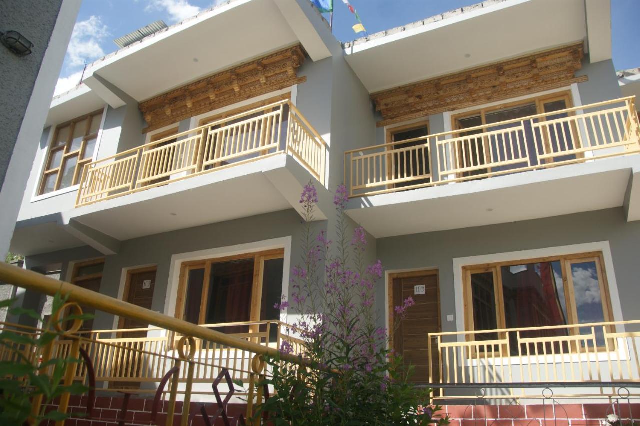 Chandan Guest House Лех Екстер'єр фото
