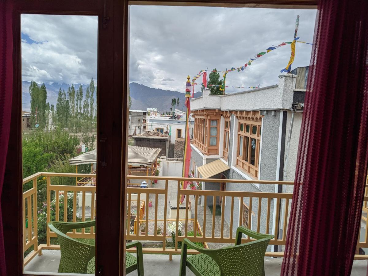 Chandan Guest House Лех Екстер'єр фото
