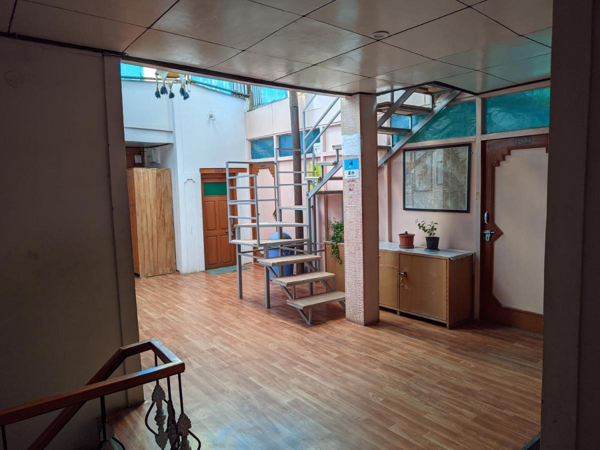 Chandan Guest House Лех Екстер'єр фото