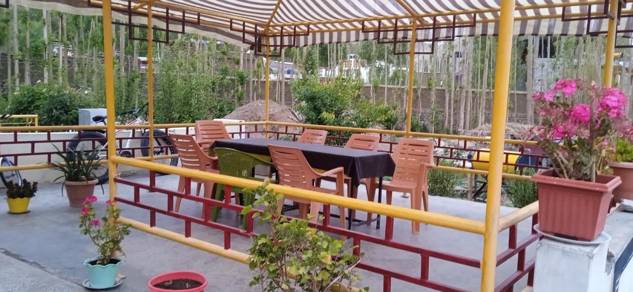 Chandan Guest House Лех Екстер'єр фото